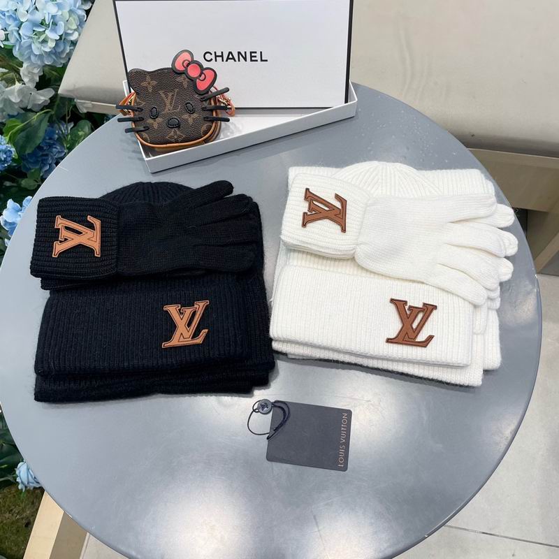 LV Scarf Hat Gloves 122508